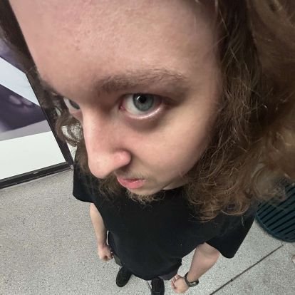 OatmealTime01's profile picture. Melee/ROA2 player. (0-2er and local PR respectively)