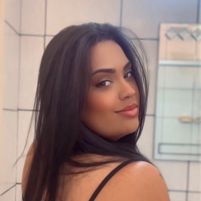 Yngridbarbx's profile picture. sigo todos de volta | Sempre à esquerda | Sejam bem vindos e não reparem a bagunça.