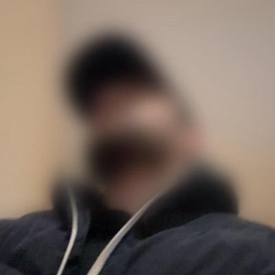 aslanparcasi30's profile picture. Les années passent comme la galère, je rêve toujours de cette maison sur la mer…