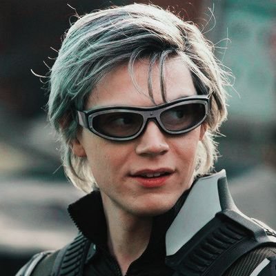 petersevt's profile picture. simulador de pai presente 🔍 loirinha e hater número 1 do evan peters