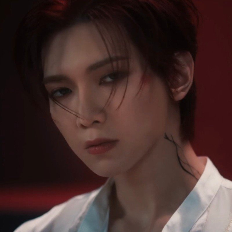 i4hanse_'s profile picture. 🥀: ー 성화. ♡⠀·⠀ 𝗱𝗶𝗮’ 𝗯𝗼𝘆.⠀𝗅𝗂𝗉𝗌 𝗒𝗈𝗎’𝗋𝖾 𝖻𝗂𝗍𝗂𝗇𝗀 𝗂𝗍’𝗌 𝗂𝗇𝗏𝗂𝗍𝗂𝗇𝗀 𝖺𝗇𝖽 𝗂𝗍’𝗌 𝗁𝗈𝗍 𝖺𝗌 𝗁𝖾𝗅𝗅 𝗍𝗋𝗎𝗌𝗍 𝗒𝗈𝗎𝗋 𝖻𝗈𝖽𝗒 𝗂’𝗆 𝗇𝗈𝖻𝗈𝖽𝗒 𝗂 𝖽𝗈𝗇’𝗍 𝗄𝗂𝗌𝗌 𝖺𝗇𝖽 𝗍𝖾𝗅𝗅