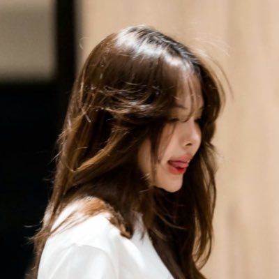 kklmsywu's profile picture. 🐰🐨