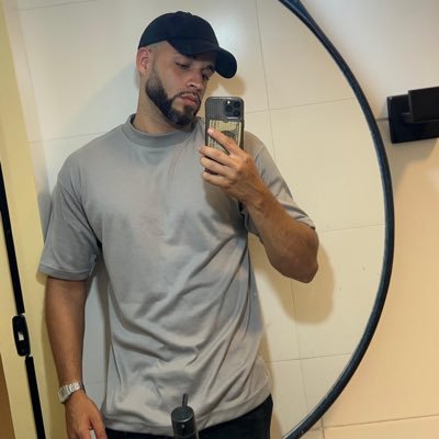 wtfteus's profile picture. lindo e ignorante