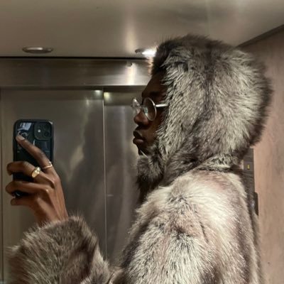 thenamesmo_'s profile picture. Athlétisme et WNBA