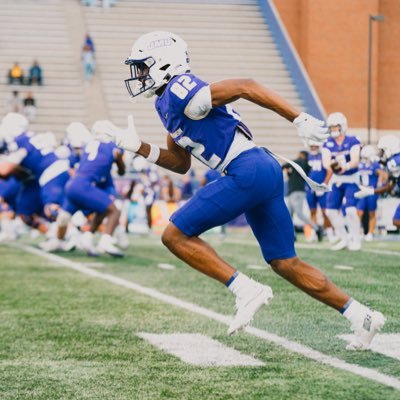 jSmith_015's profile picture. 3 ⭐️ @jmufootball 864-274-4369