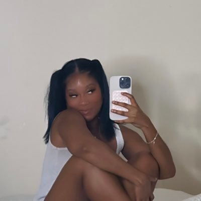 nishthabeastt's profile picture. IG : NishaNaturally