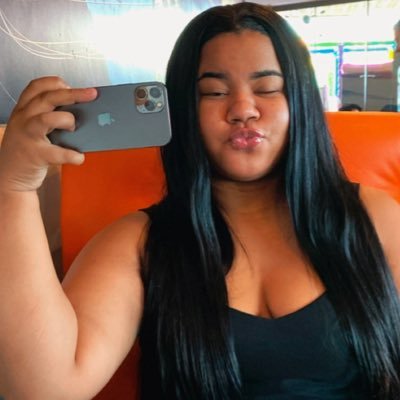 _mirabrb's profile picture. Noiva💍//Mãe👭