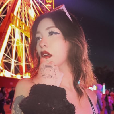 gumii_gc's profile picture. Autistic||ACE 🩷💛🩵||Romántica empedernida, Otaku, Gamer, Sportshead 💃 ✉️gum.iiofficial@gmail.com