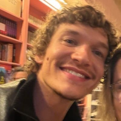 MrsBatboy's profile picture. d.ela     she/her       23         ptBR/english    🏳️‍🌈 

        ✨atualmente desconectada da realidade✨