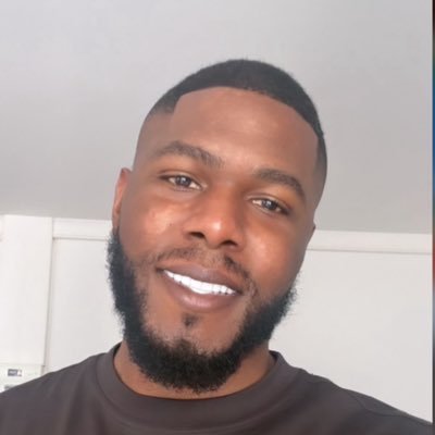 YooRobson's profile picture. 🎥 Streamer Twitch Partner 🎮 Battlefield Redsec 📊 36 000 followers