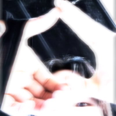 rena_wyix's profile picture. ｡⋆ﾟ ☾ ﾟ☁︎ ⋆｡ﾟ☁︎｡⋆｡ ﾟ☾ ﾟ｡⋆