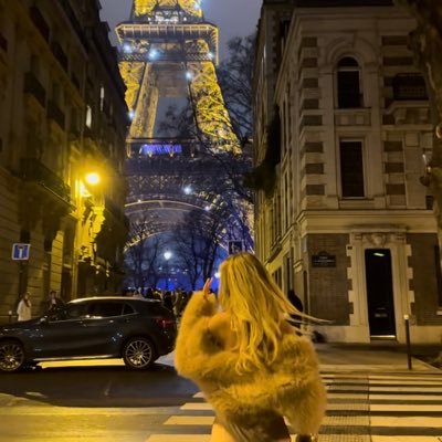 deaffheaven's profile picture. my diary✨