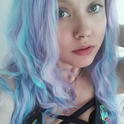 28ripslater's profile picture. Horror fan, writer, creator, and artist. 
2nd twt for @PurgatoriHorror. Multi-fandom. 
Punks not dead 🤘🖤🇵🇸🏳️‍🌈
#BlackLivesMatter #lgbtq+ #NaziPunksFuckOff