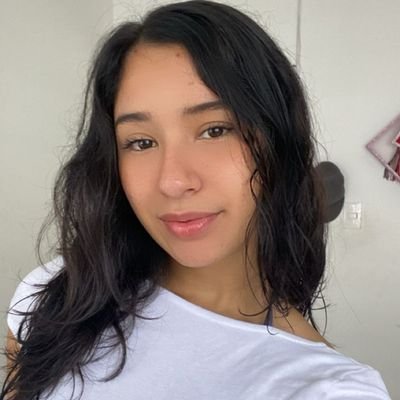 CharlotteS82310's profile picture. This is my private account i use to reach out to my fans knowing their best interest towards my career💌💌