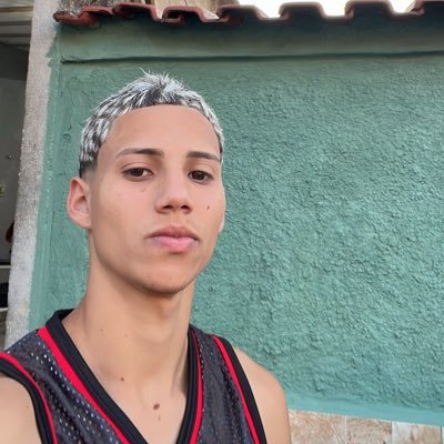 pedrosantosofc_'s profile picture. “josué 1:9”