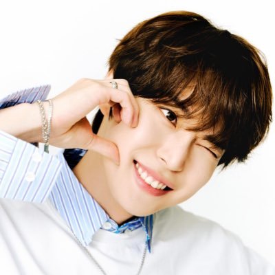 optimusxbaifern's profile picture. 