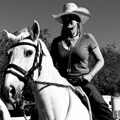 JuliaInPalmdale's profile picture. Lawyer and poker enthusiast —YouTube Vlog is Poker Hospital