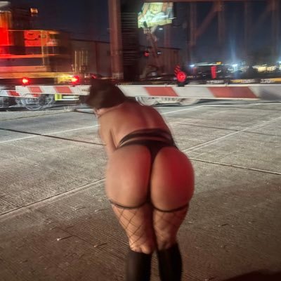 aireannaxstar's profile picture. 