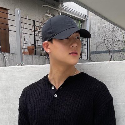 joohonewr's profile picture. 귀엽고 잘생긴 놈 못봤냐? 나, 몬스타엑스 주헌이야.