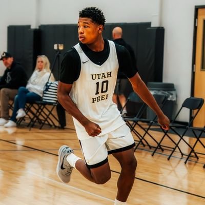 NoahDarden2028's profile picture. 2028 || PG || 5'11

@LV_Knicks @UtahPrepMBB