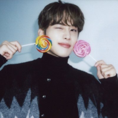 whatjungwoowear's profile picture. (fan account) for #JUNGWOO ONLY #정우 #NCT127 #NCTDOJAEJUNG Tod’s first male Brand Ambassador in Korea JUNGWOO #JUNGWOOxTods #JUNGWOO_SUGAR