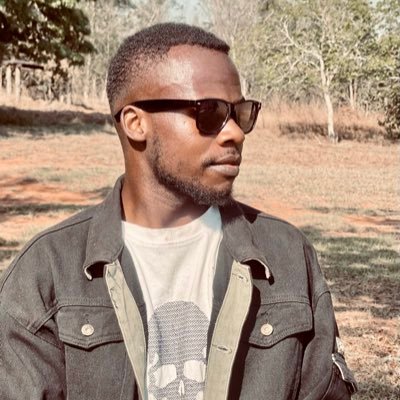 Tanakasithole44's profile picture. "IT geek by day, hoops enthusiast by night | Coding, crunching bugs, and sinking threes | #IT #Basketball"