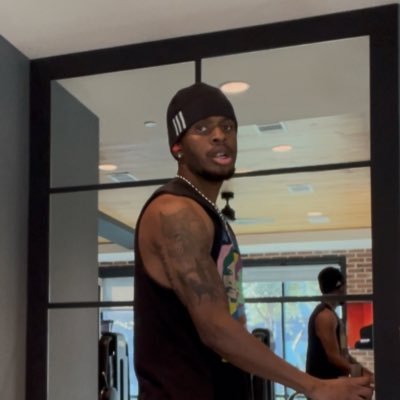 TheRealBTrain_'s profile picture. #RestGrams❤️ Man of God #LSUAlumni   IG: buddylovee_