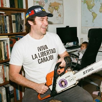 democrateinconu's profile picture. 