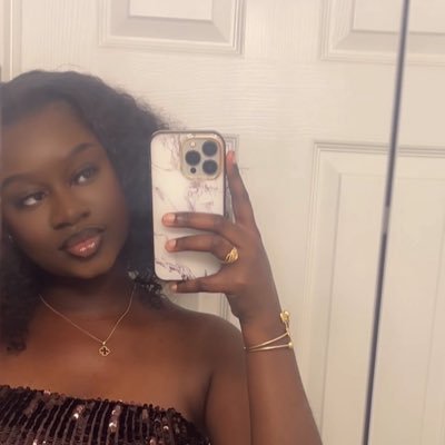 diokhane_sokhna's profile picture. rise & shine ✨