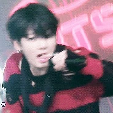 __0056i's profile picture. luna en chingona, sol en cabrona y ascendente en verga