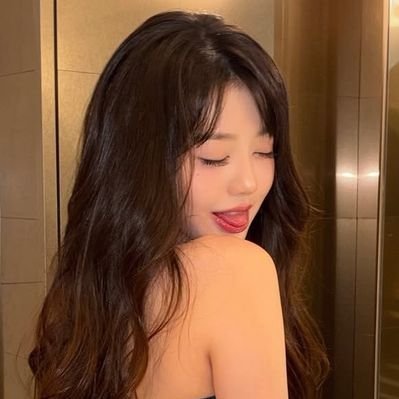 jangvisual's profile picture. for #장원영