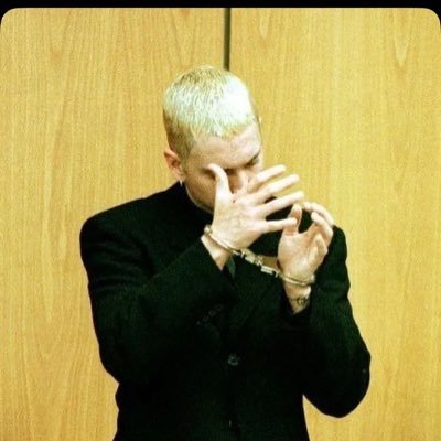 _77roddy's profile picture. gambler.