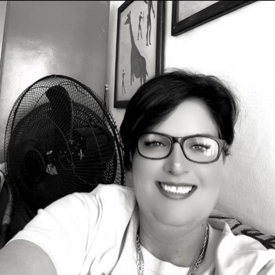 KreuschJulie's profile picture. AND SO IT IS 🫶✨🍀