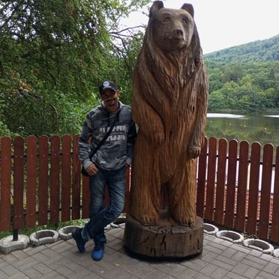 vjani1983's profile picture. 