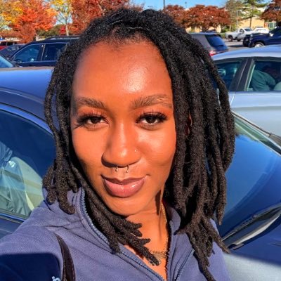 DoItTheRightRAE's profile picture. don’t be undercover loving me.