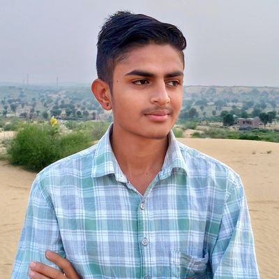 JayRupawat001's profile picture. "द्वंद्व कहां तक पाला जाए,युद्ध कहां तक टाला जाए।
तू भी है राणा का वंशज,फेंक जहां तक भाला जाए"