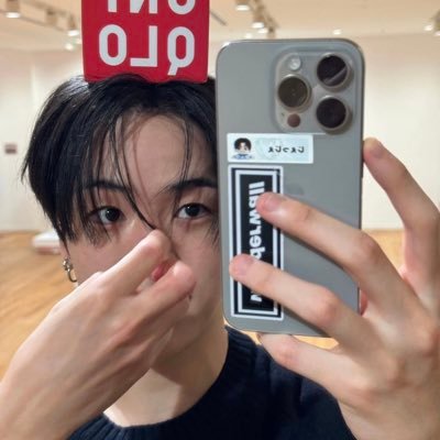 bbyminhyung's profile picture. nothing here just rant..