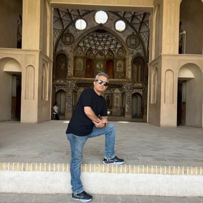 Mohamad1000986's profile picture. 🦬