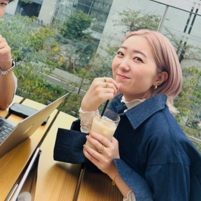 hikari_free's profile picture. 東京のおしゃれなカフェ巡りしてます☕*°普段はスタバが多め...𖠚ᐝ 今はデザイン、ブログ、SNS運用、動画編集がお仕事なのでいいカフェあったら共有して欲しい🥺
