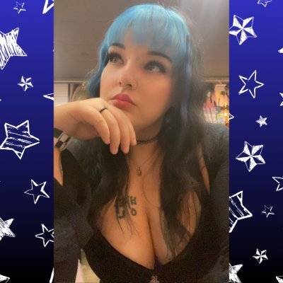 Emmur's profile picture. Ω • she/her • @AEW_Heels • video games • wrestling • cat mom • @raggamissile❤️ • jjong🌕

💛 probably at an aew show.