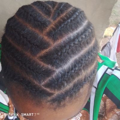 Haduni32's profile picture. purple lady