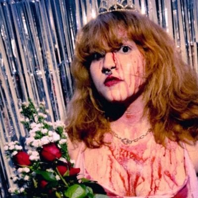 melidemelia's profile picture. my heart's made of parts of all that surround me and that's why the devil just can't get around me | ela/dela