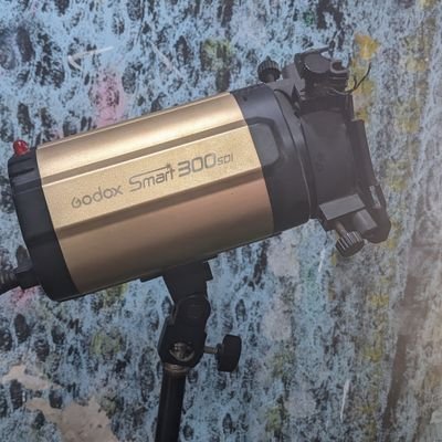 fupa_inc's profile picture. Photographer, videographer,
works under F1_studios