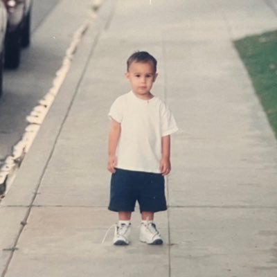 dayIonn's profile picture. love me or leave me alone | 6’2 #gobirds