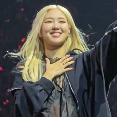 bloom_tita's profile picture. 