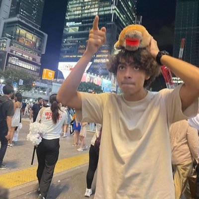 ArgosCaptain's profile picture. All da ladies love Leo