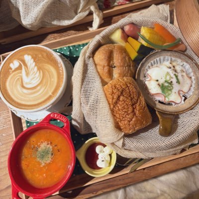 kana_obenkyo's profile picture. CF53期生｜未経験からwebデザインを学んでいます⚪︎*