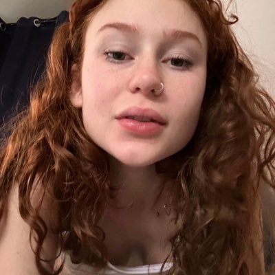 Mary200187's profile picture. 