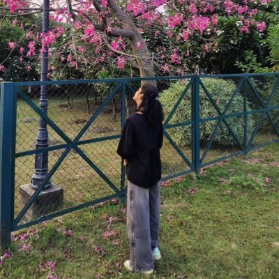 xspoidyx's profile picture. 