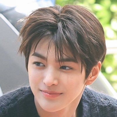 ZASYp43HmjHqUFC's profile picture. 코르팃쓰 지켜주자